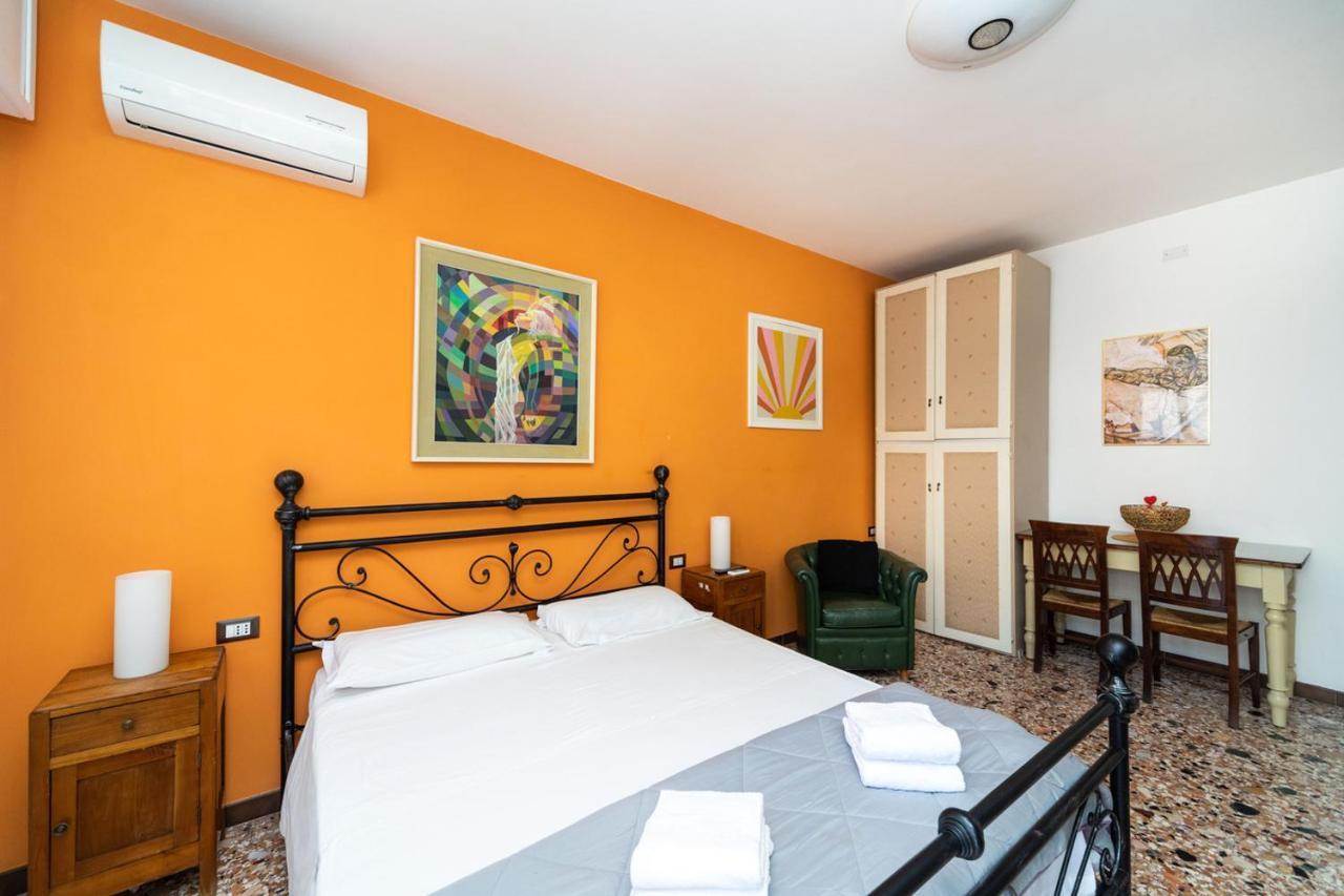 Monti Guesthouse メストレ エクステリア 写真
