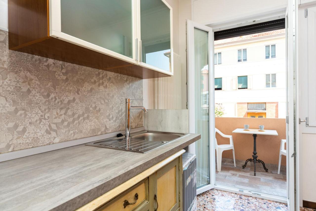 Monti Guesthouse メストレ エクステリア 写真