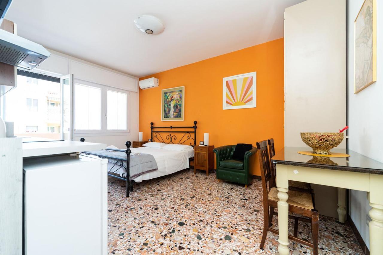Monti Guesthouse メストレ エクステリア 写真